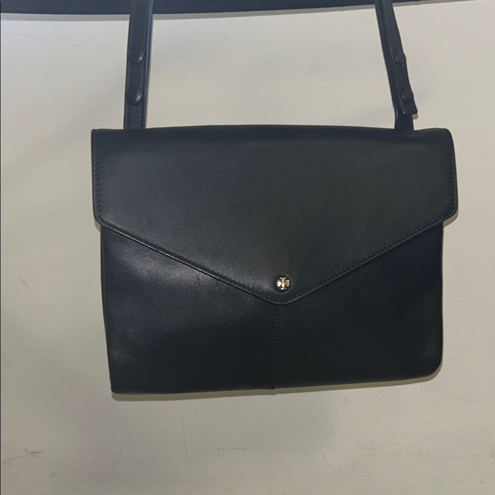 Tory Burch Black Leather Crossbody/Shoulder purse